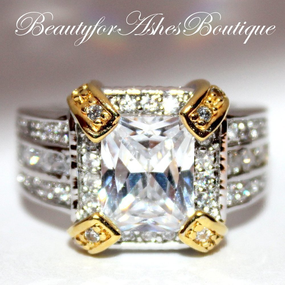 Stunning Cz Gala Ring - New w/Tags
